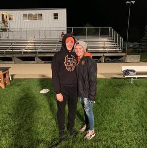 Meet your Posher, Jetti